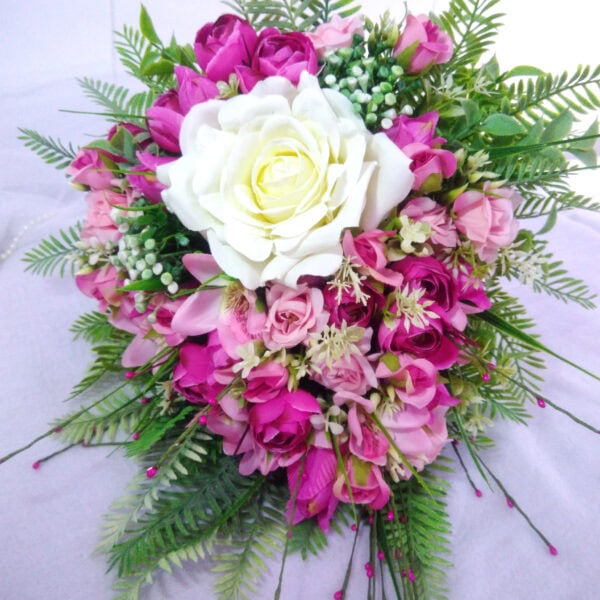 Buquê de Noiva Cascata Cor de Rosa