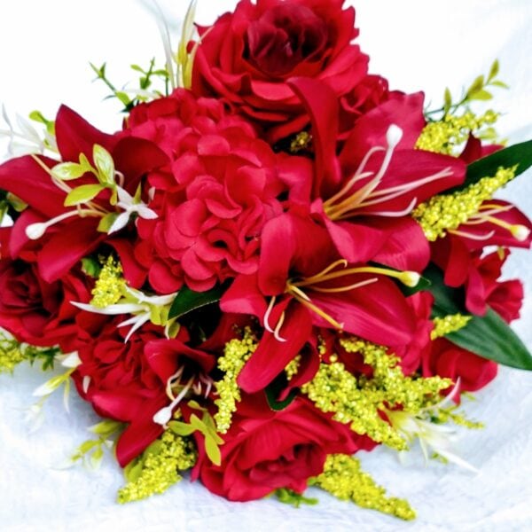 Buquê de Noiva Rosas e Lírios Vermelhos