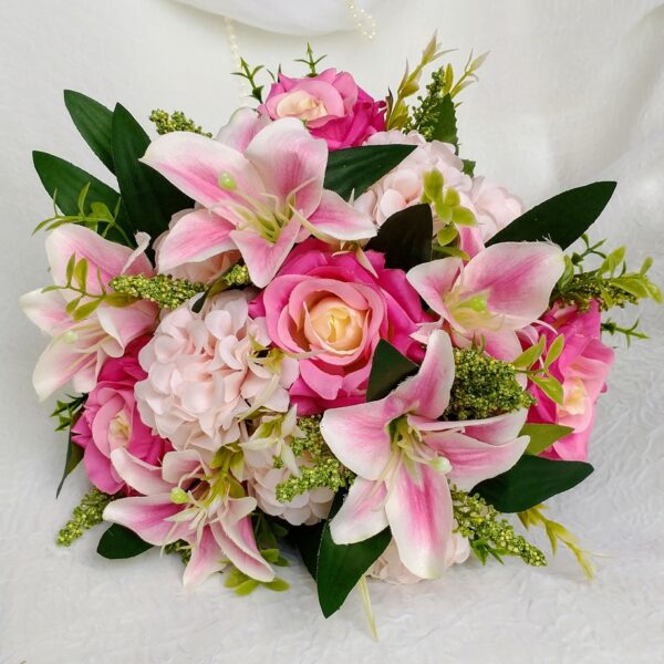 Buquê de Noiva Lírios e Rosas