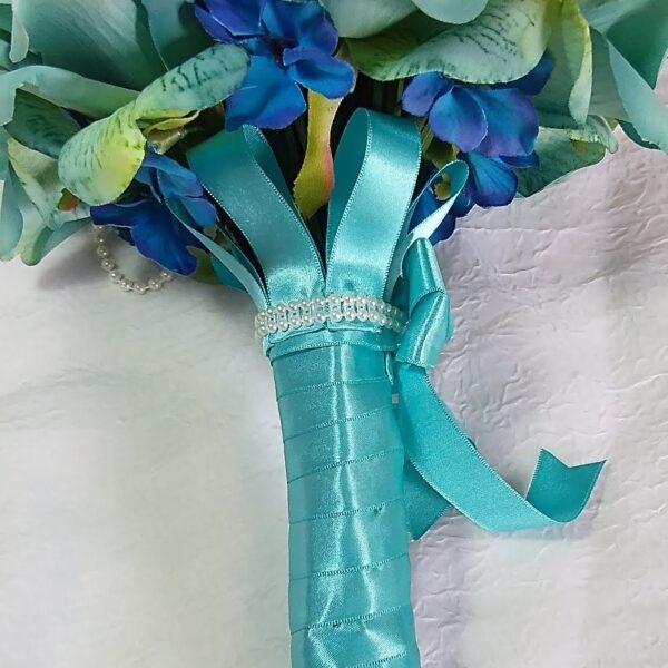 Buquê de Noiva Rosas Azul Tiffany