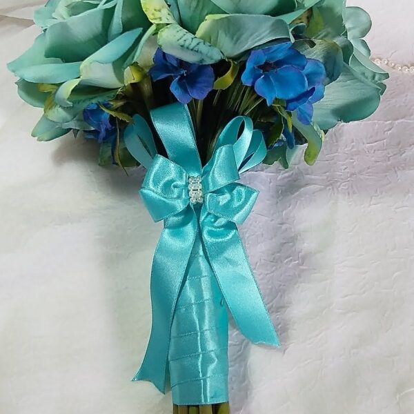 Buquê de Noiva Rosas Azul Tiffany