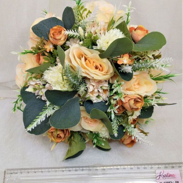 Buquê de Noiva de Rosas Salmão e Tons Terrosos