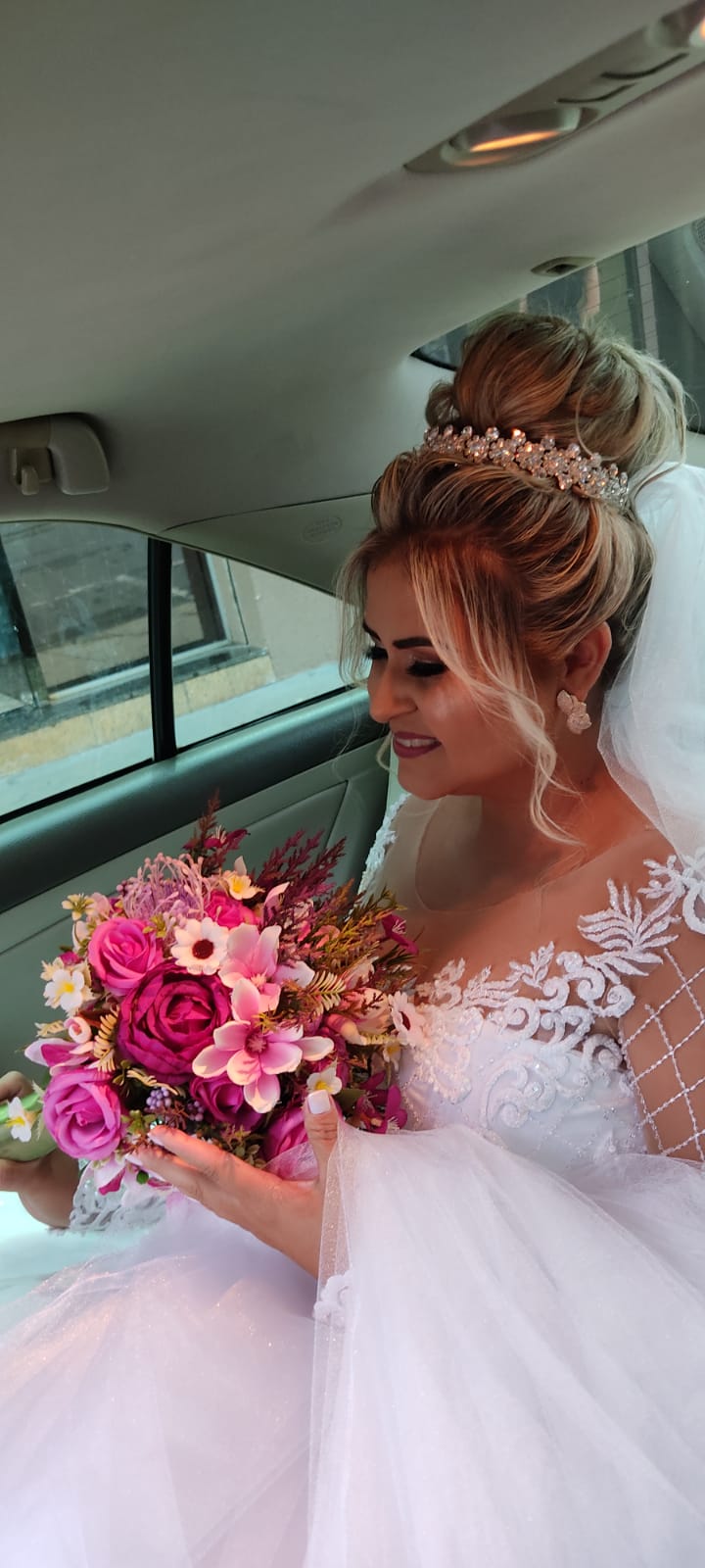 Buquê de Noiva de Rosas Lilás e Roxo - Imagem 9