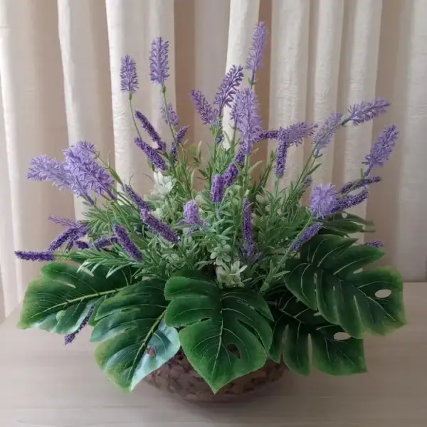 Arranjo de Flor com Lavandas